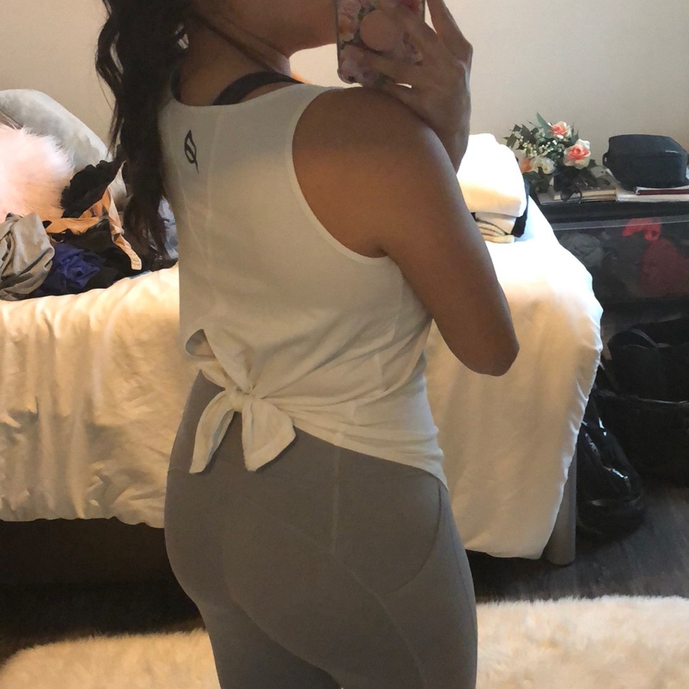 ISO WHITE PTULA ALYSSA TIE BACK TANK S-M-L